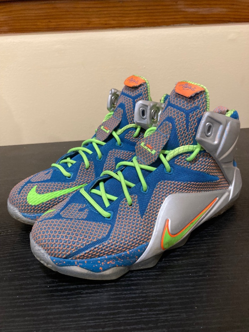 SIZE 7 MEN - Nike LeBron 12 Trillion Dollar Man